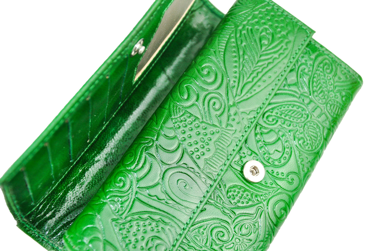 Embossed Leather Wallet – Artisan Design