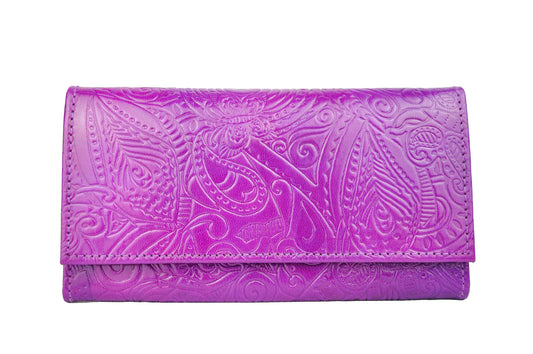 Embossed Leather Wallet – Artisan Design