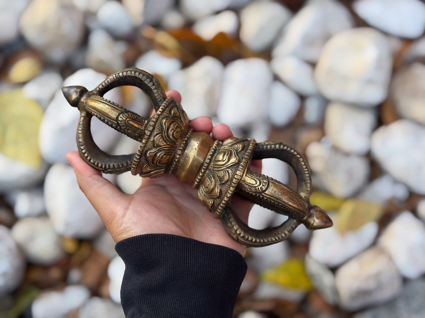 Handcrafted Brass Dorje (Vajra) – Tibetan Ritual Symbol from Nepal