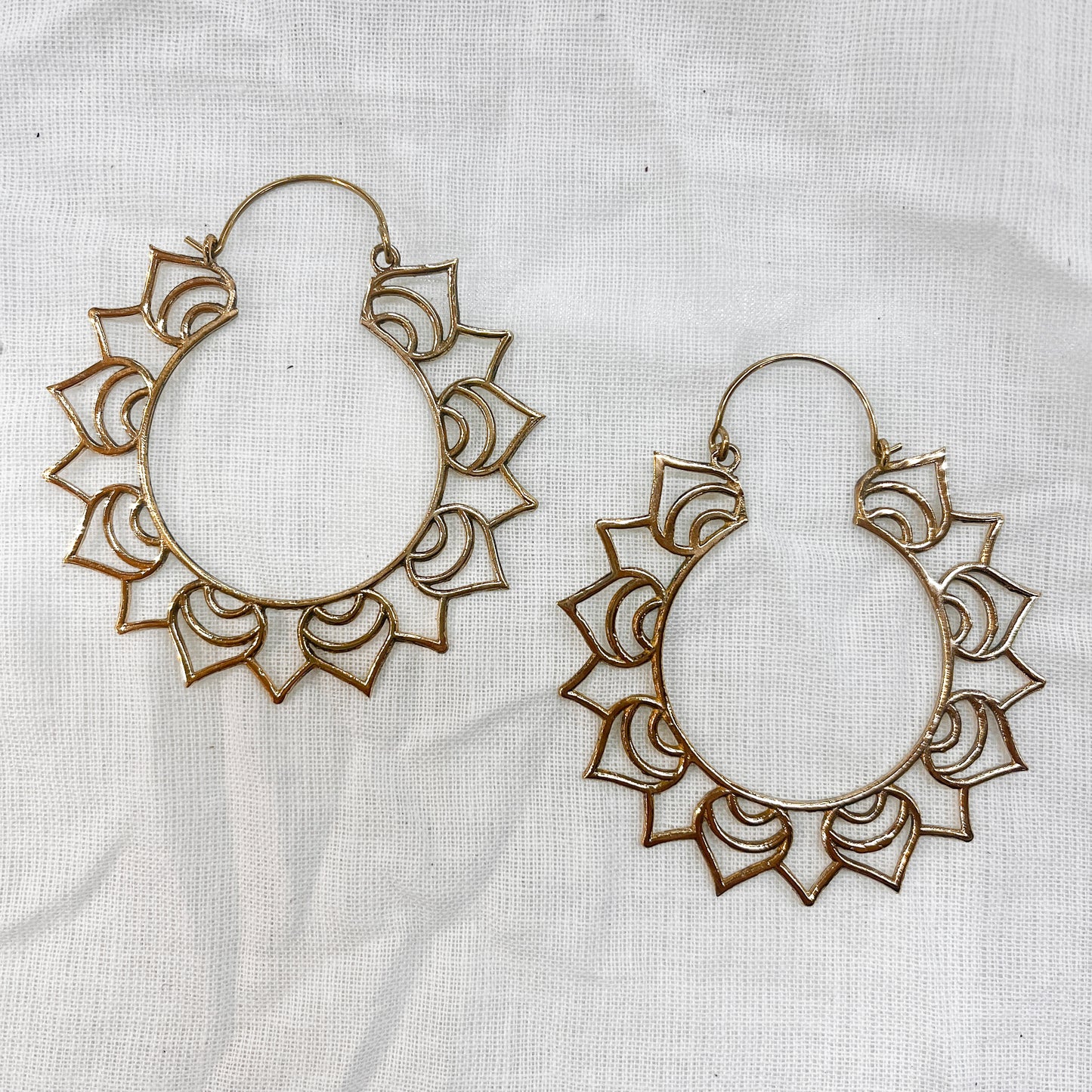 Aashiya Lotus Hoop Earring