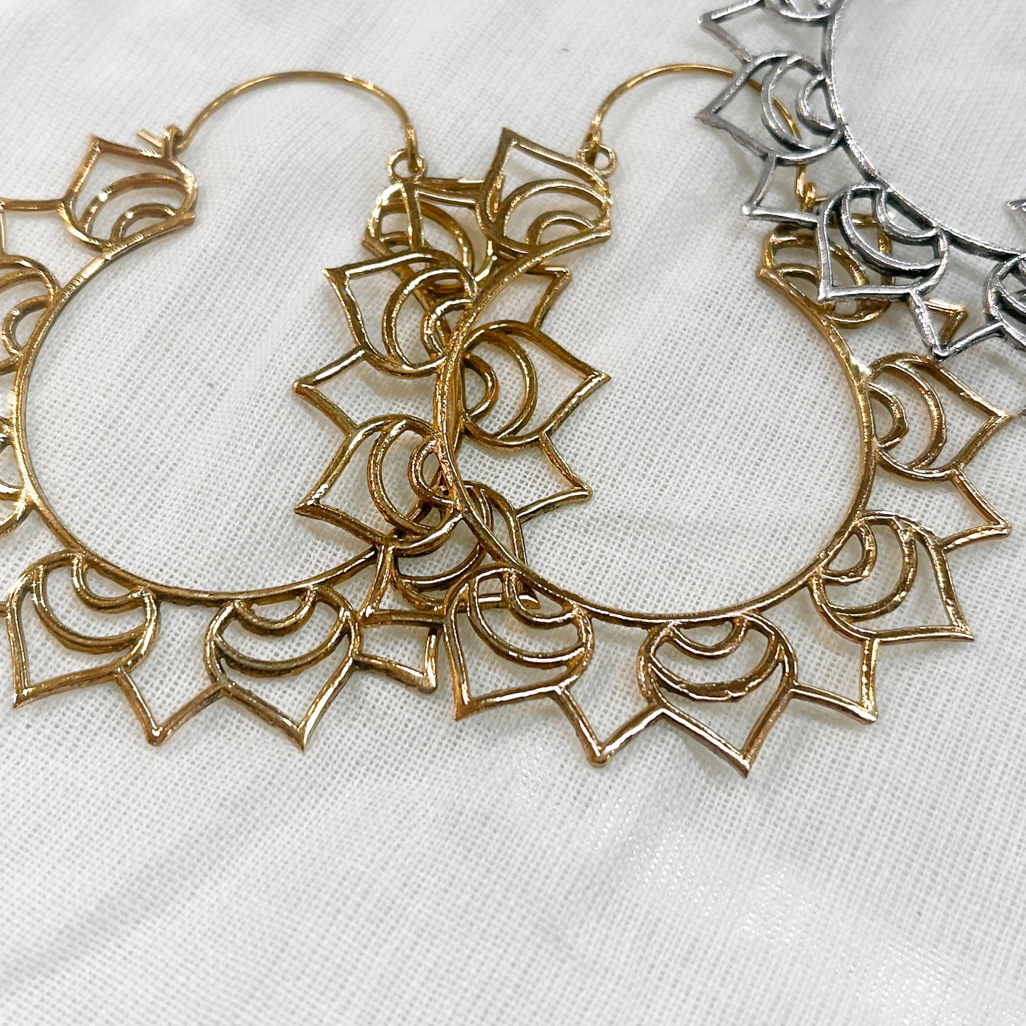 Aashiya Lotus Hoop Earring