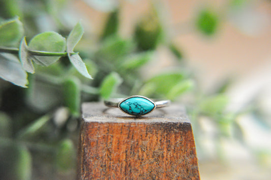 Gianna Oval Stone Ring