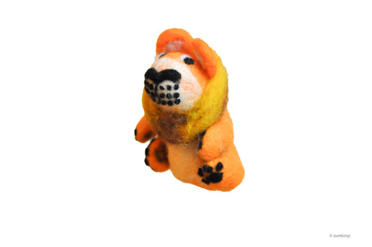 Sitting Lion Felt Wool Finger Puppet
