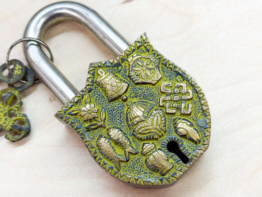 Antique-Style Brass Padlock with Tibetan Eight Auspicious Symbols – Handmade Decorative Lock from India