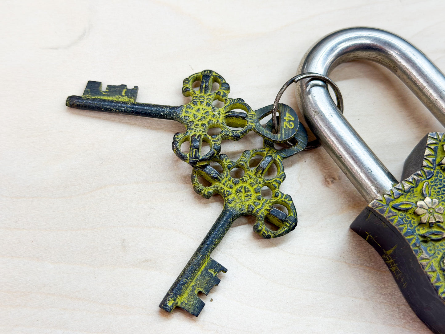 Antique-Style Brass Padlock with Tibetan Eight Auspicious Symbols – Handmade Decorative Lock from India